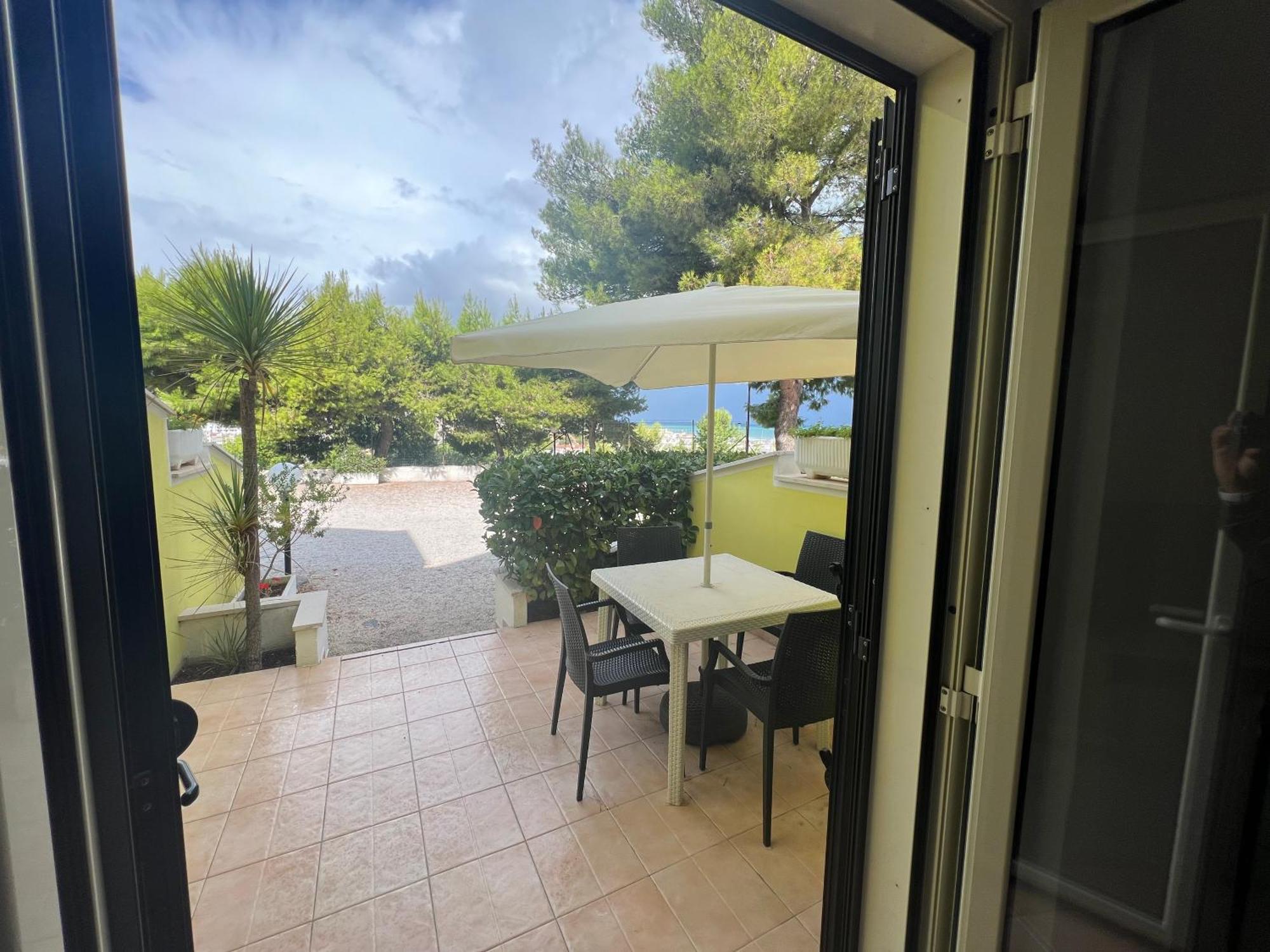 Argeste Club Vacanze Vieste Exteriör bild