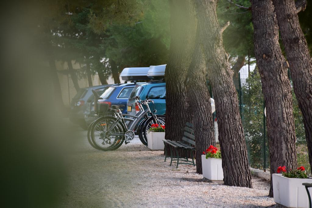 Argeste Club Vacanze Vieste Exteriör bild
